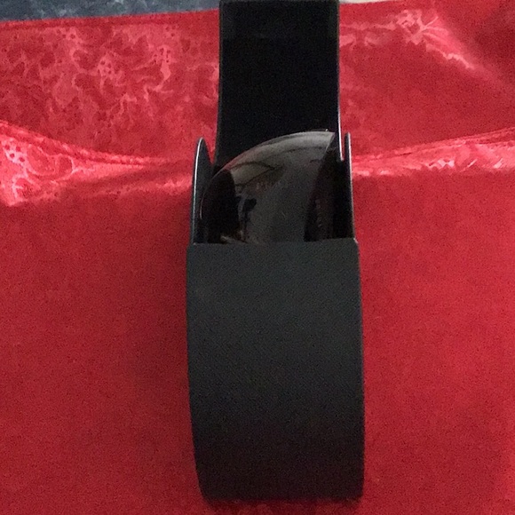 Sunglasses - Picture 4 of 7